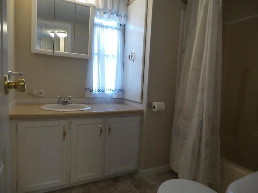 17 Maple Street Vassalboro ME 04989