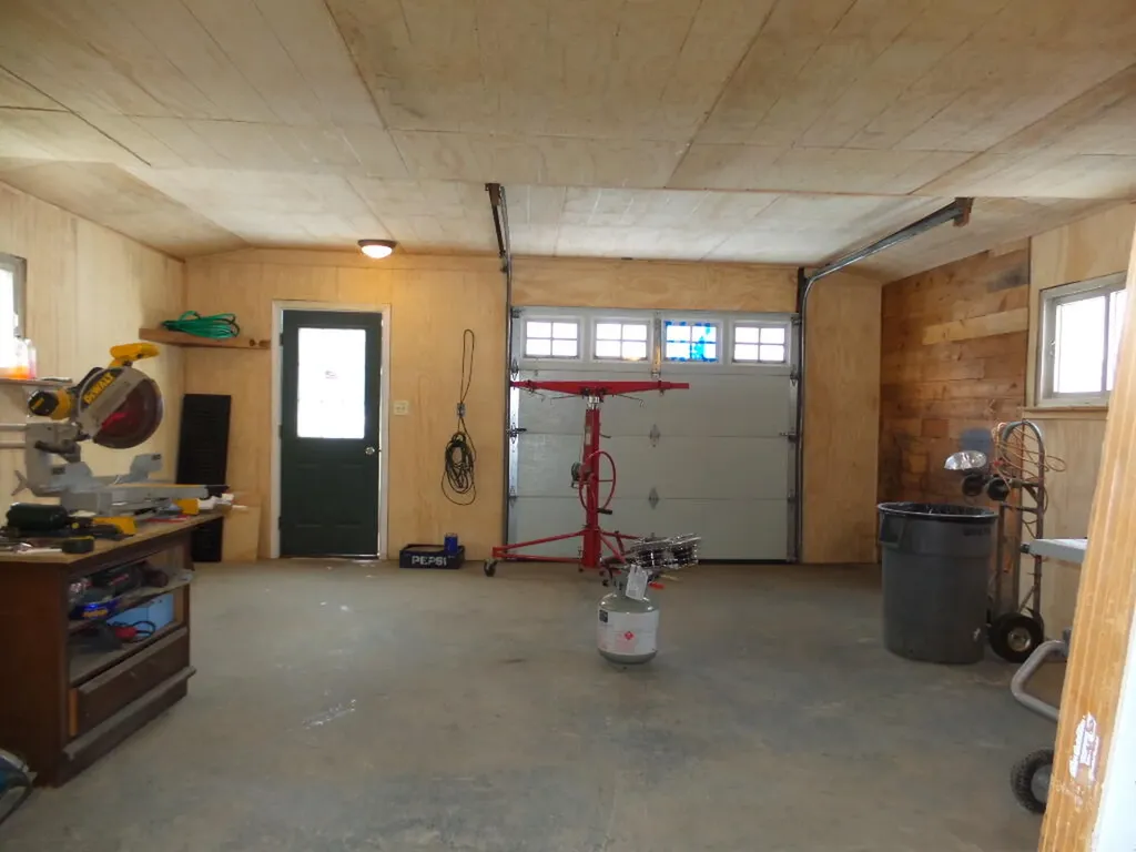 17 Maple Street Vassalboro ME 04989