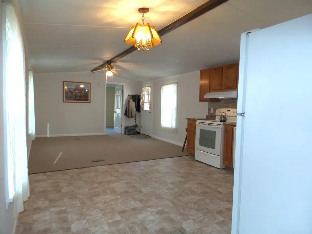 17 Maple Street Vassalboro ME 04989