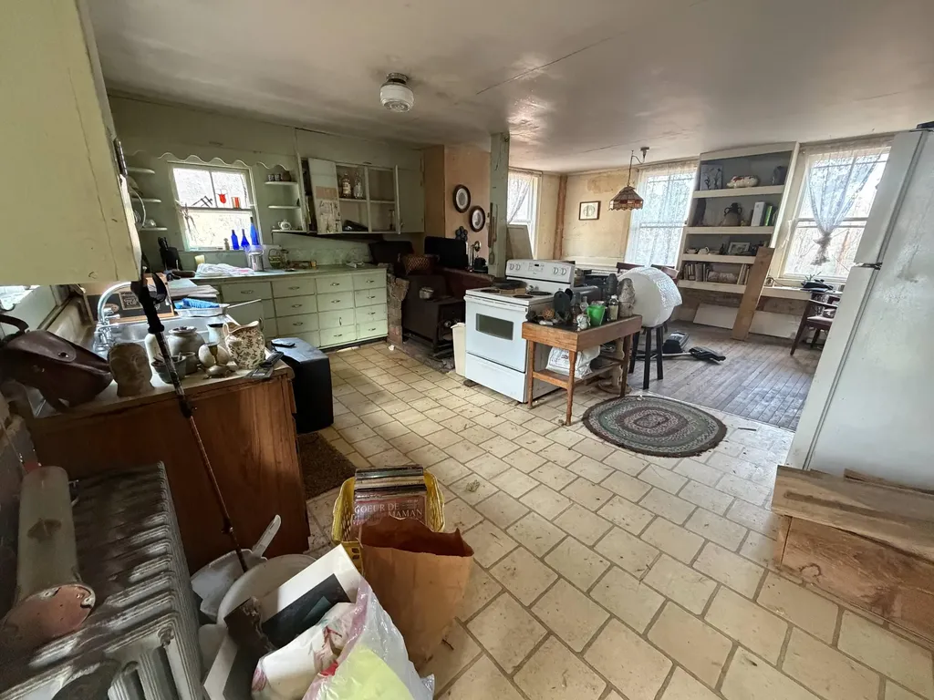 489 Back Road Skowhegan ME 04976