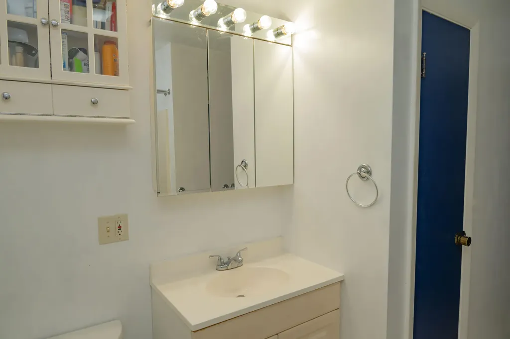 163 Phillips Road Glenburn ME 04401