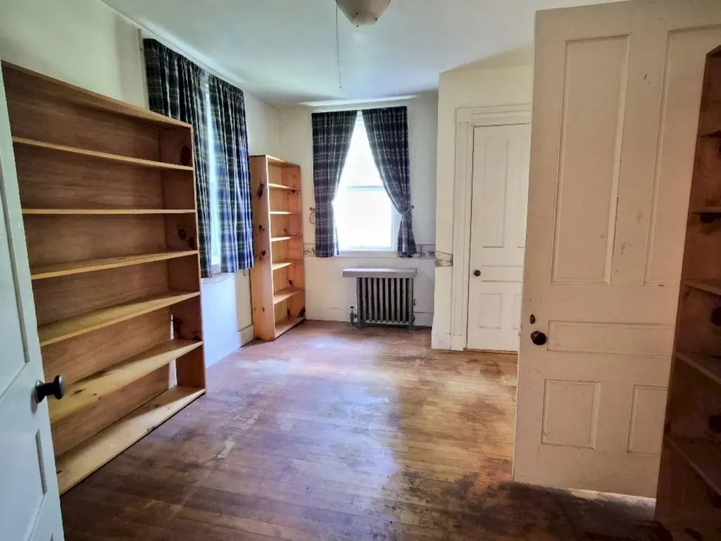 55 Cape Cod Hill Road New Sharon ME 04955