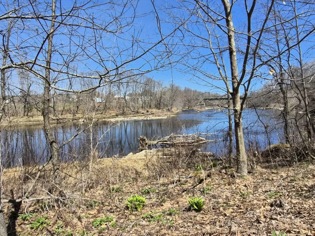 55 Cape Cod Hill Road New Sharon ME 04955