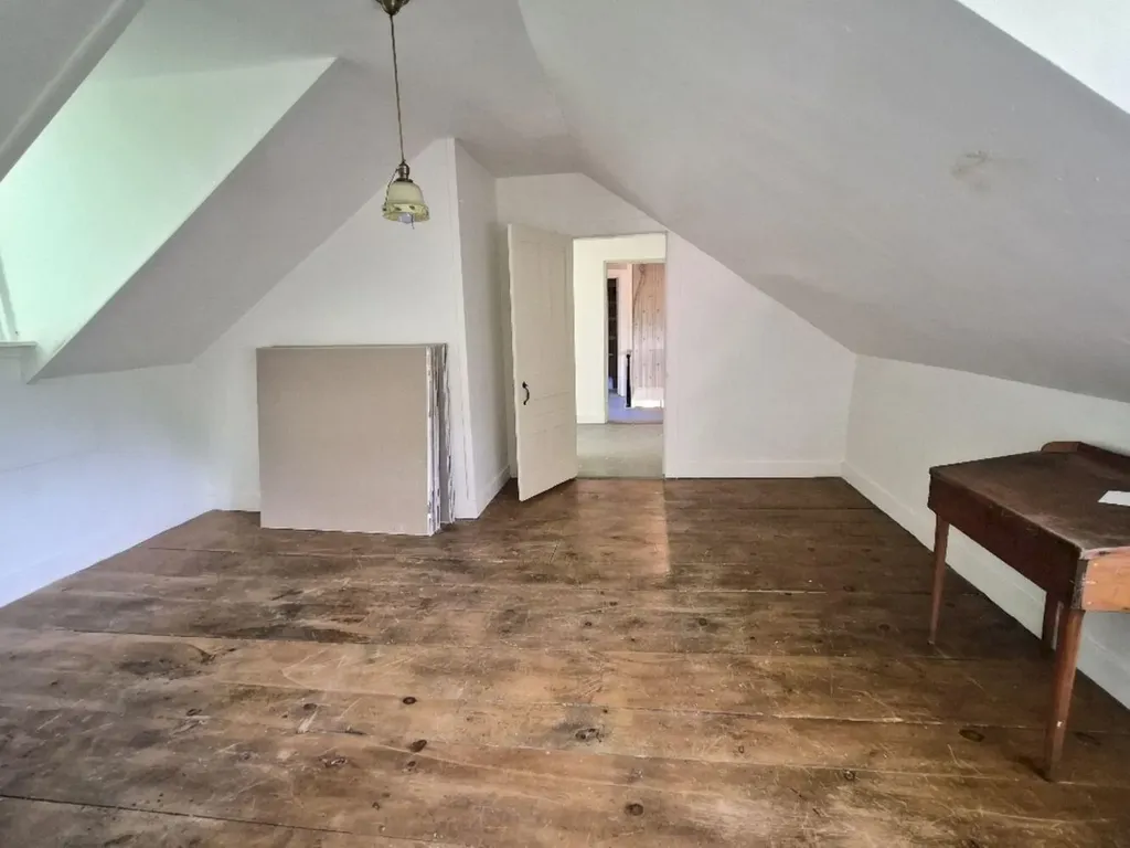 55 Cape Cod Hill Road New Sharon ME 04955
