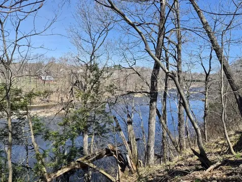 55 Cape Cod Hill Road New Sharon ME 04955