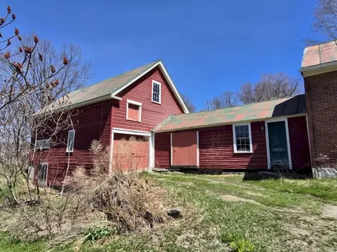 55 Cape Cod Hill Road New Sharon ME 04955