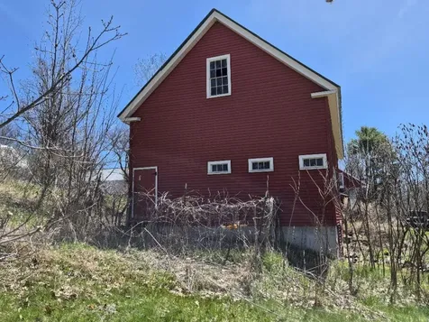 55 Cape Cod Hill Road New Sharon ME 04955