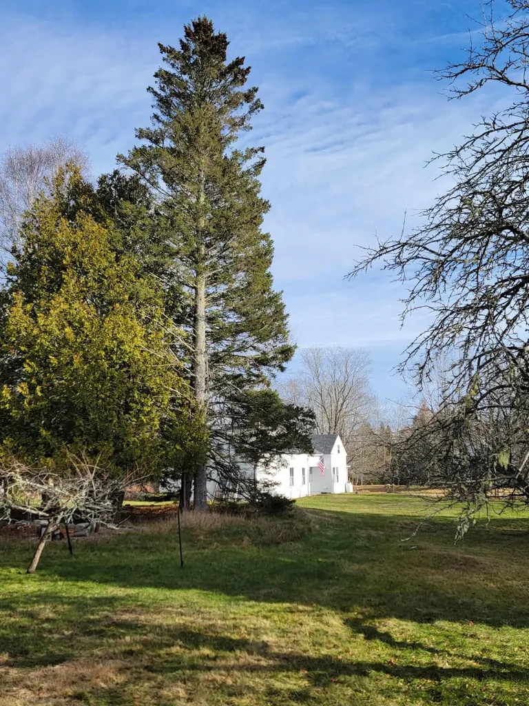 563 Eastside Road Hancock ME 04640