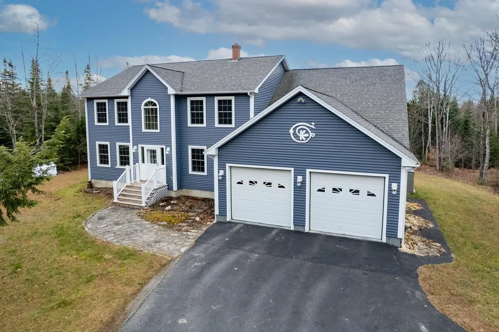 183 Skyline Road Bangor ME 04401