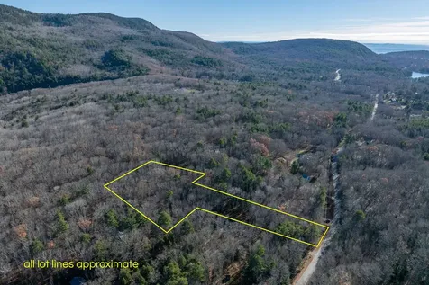 111 Start Road Camden ME 04843