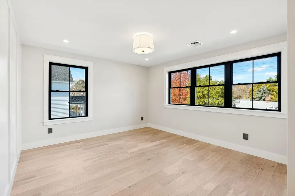 7 Christensen Lane Kennebunk ME 04043