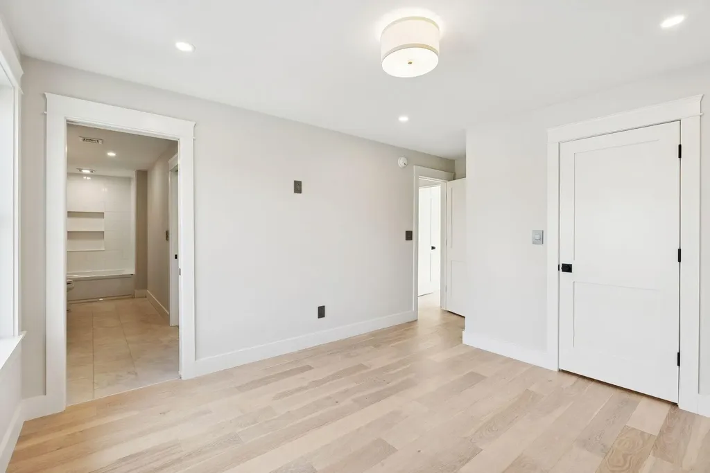 7 Christensen Lane Kennebunk ME 04043