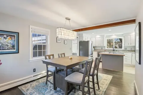 4 Jewett Road Cape Elizabeth ME 04107