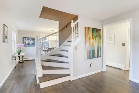 4 Jewett Road Cape Elizabeth ME 04107