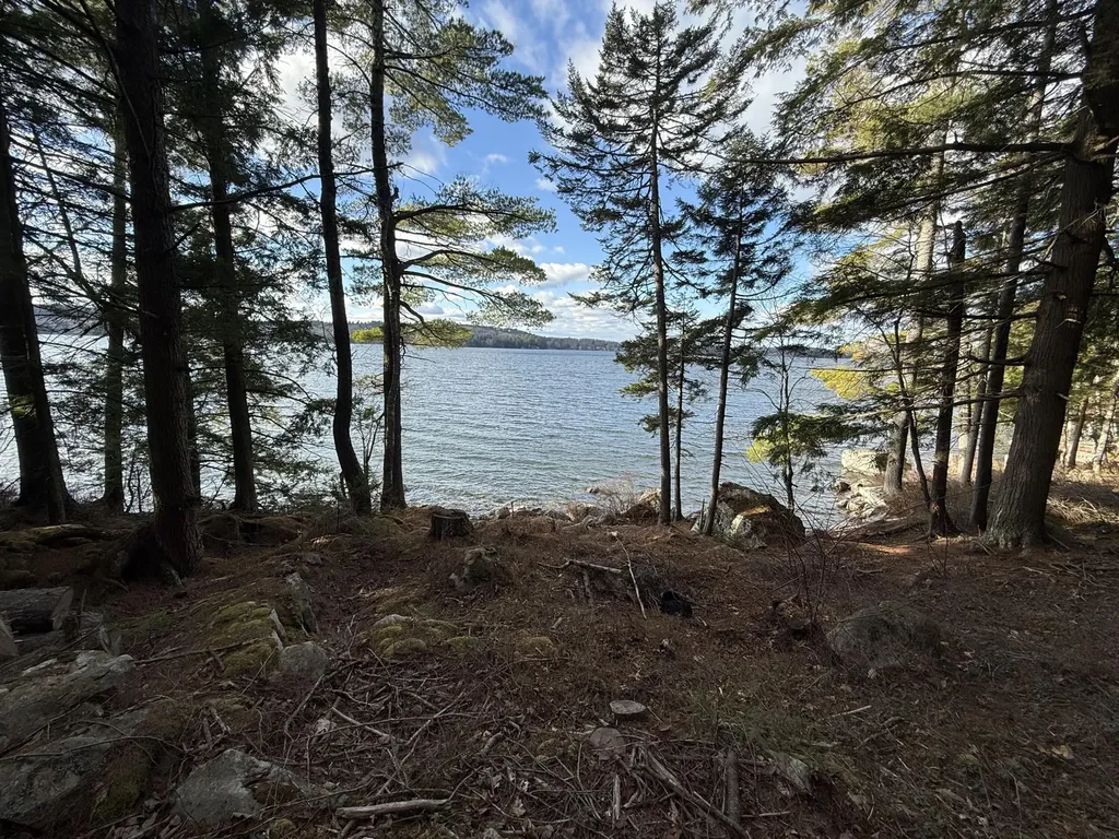 15-54 Cottage Shore Drive Holden ME 04429