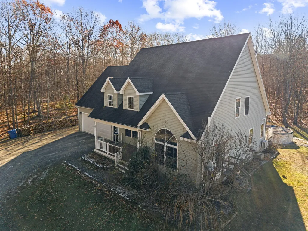130 Kennard Road Newburgh ME 04444