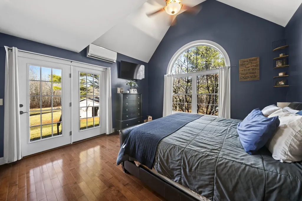 130 Kennard Road Newburgh ME 04444