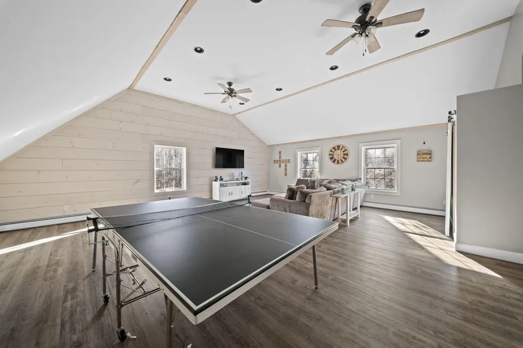 130 Kennard Road Newburgh ME 04444