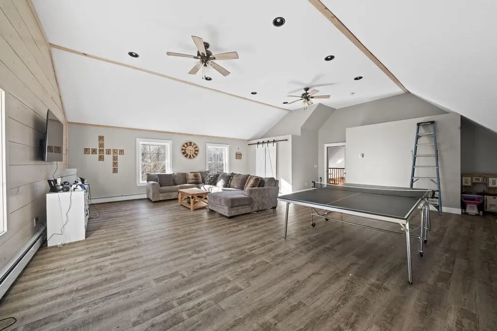 130 Kennard Road Newburgh ME 04444