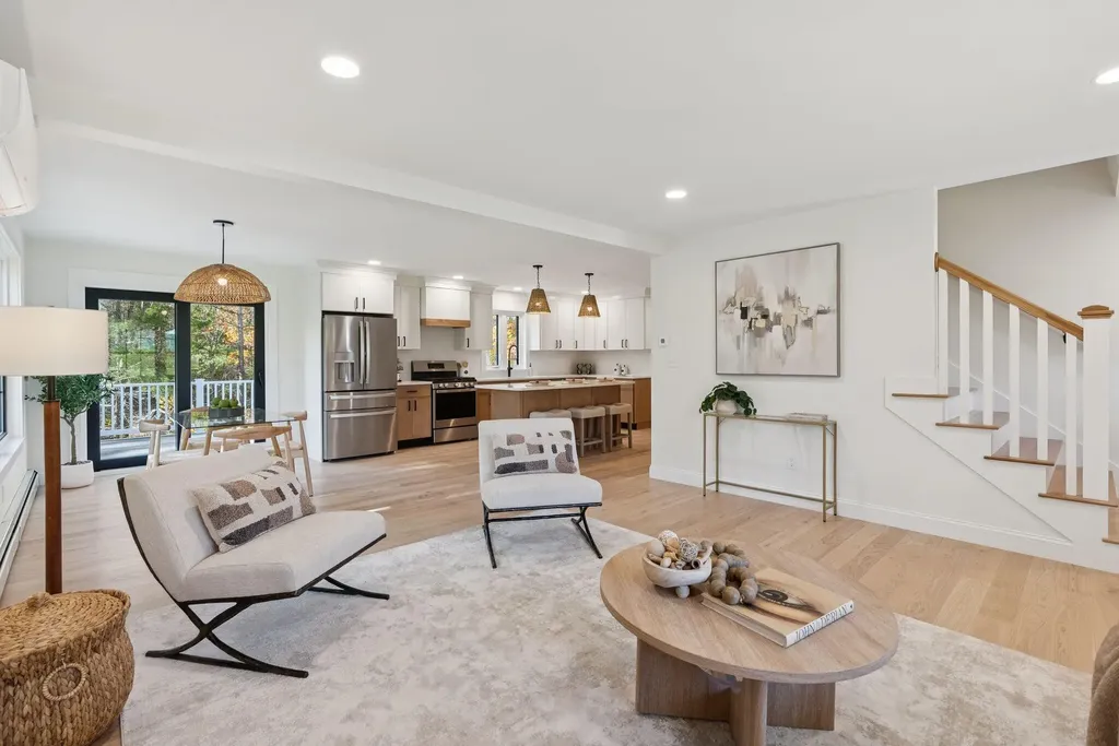 4 Furbish Lane Kennebunk ME 04043