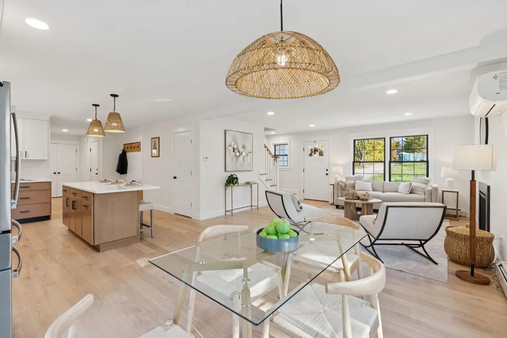 4 Furbish Lane Kennebunk ME 04043