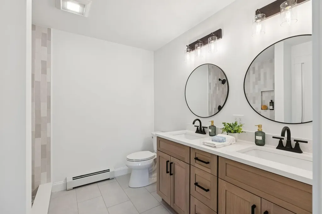 4 Furbish Lane Kennebunk ME 04043