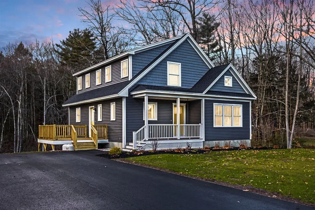 1 Friendly Way (on Land Of Nod ) Windham ME 04062