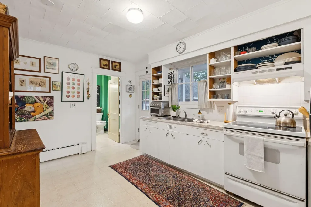 84 Spring Street Brunswick ME 04011