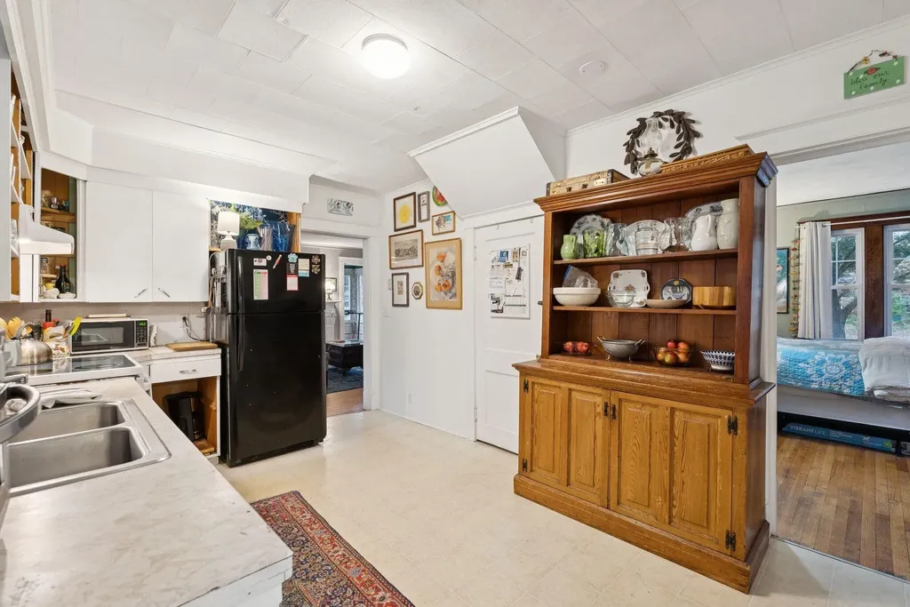 84 Spring Street Brunswick ME 04011