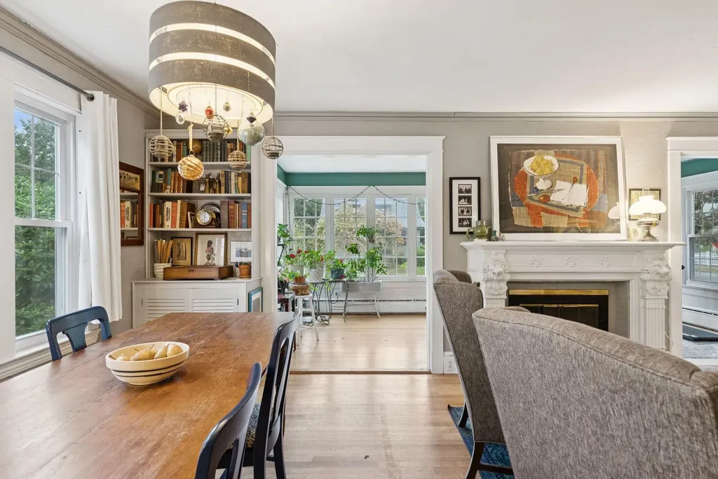 84 Spring Street Brunswick ME 04011
