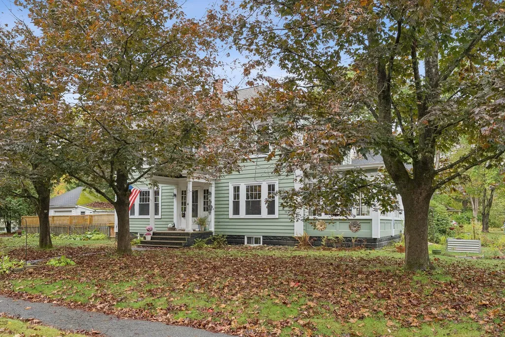 84 Spring Street Brunswick ME 04011