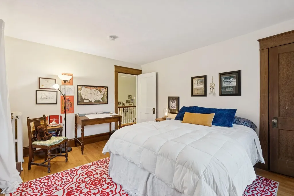 84 Spring Street Brunswick ME 04011