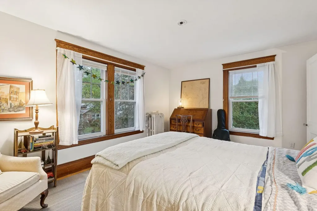 84 Spring Street Brunswick ME 04011