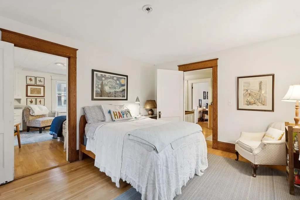 84 Spring Street Brunswick ME 04011