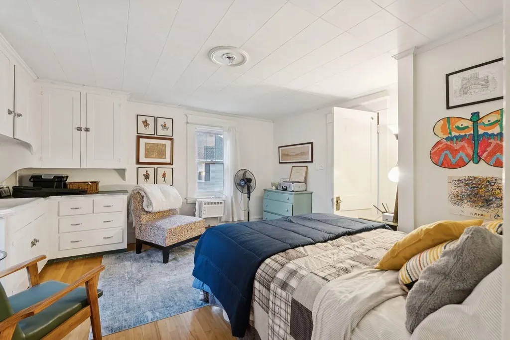 84 Spring Street Brunswick ME 04011
