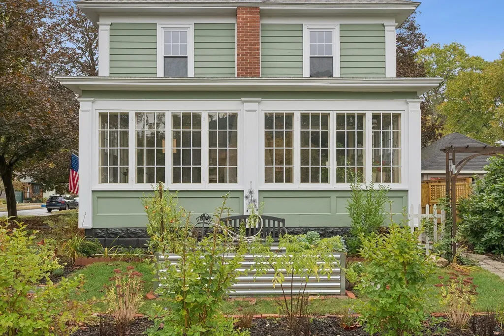 84 Spring Street Brunswick ME 04011