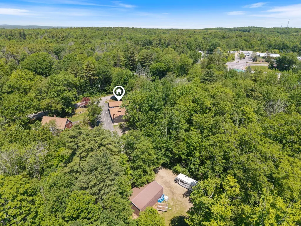 208 New Road Arundel ME 04046