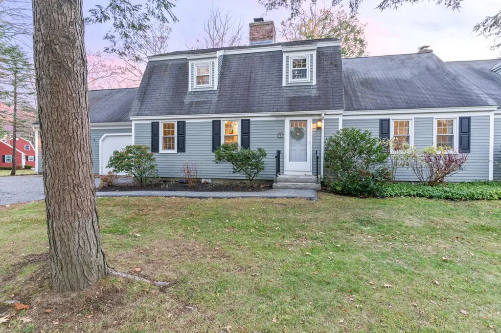 78 Applegate Lane Falmouth ME 04105