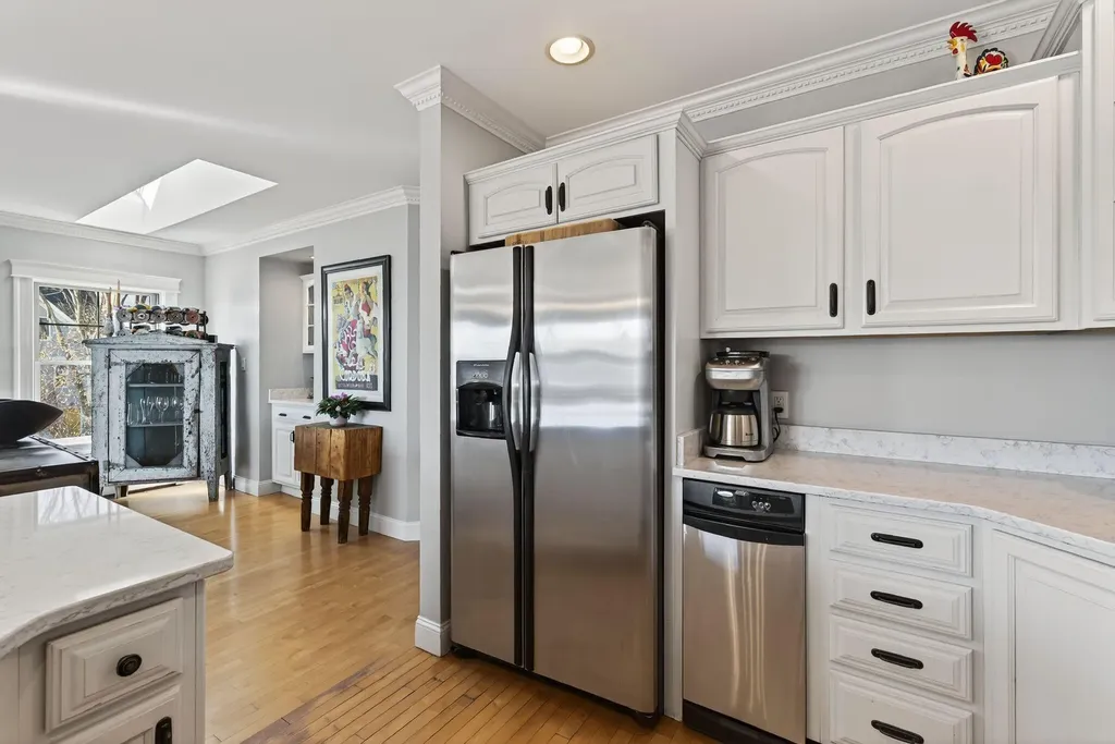 16 Guilford Court Portland ME 04101