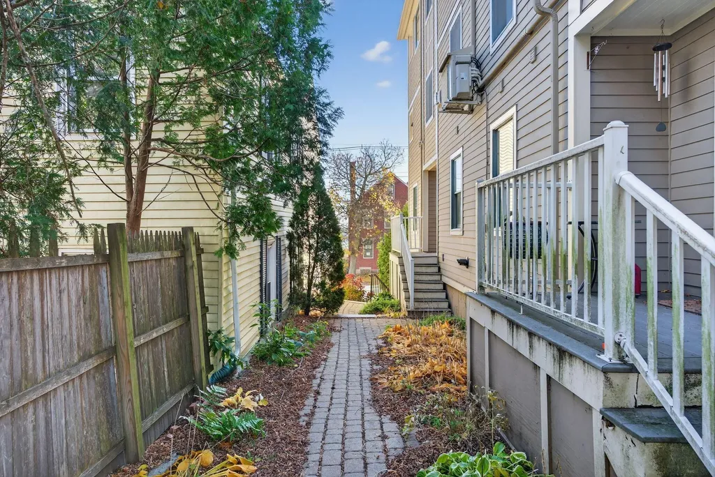 16 Guilford Court Portland ME 04101