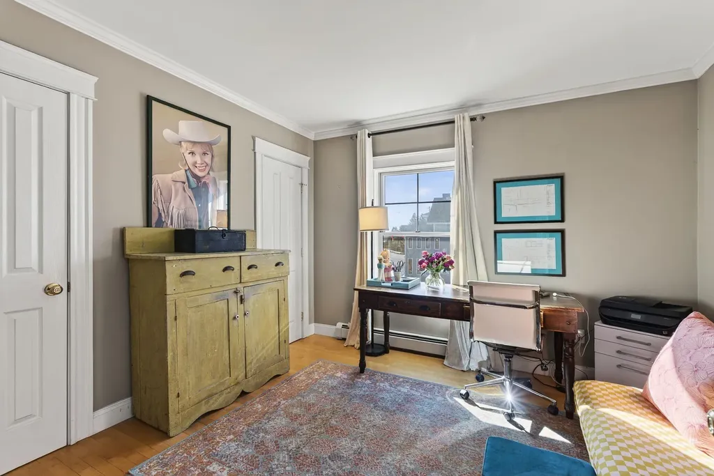 16 Guilford Court Portland ME 04101
