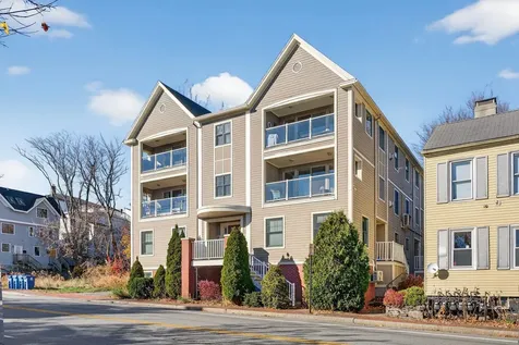 16 Guilford Court Portland ME 04101
