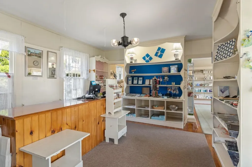 34 Townsend Avenue Boothbay Harbor ME 04538