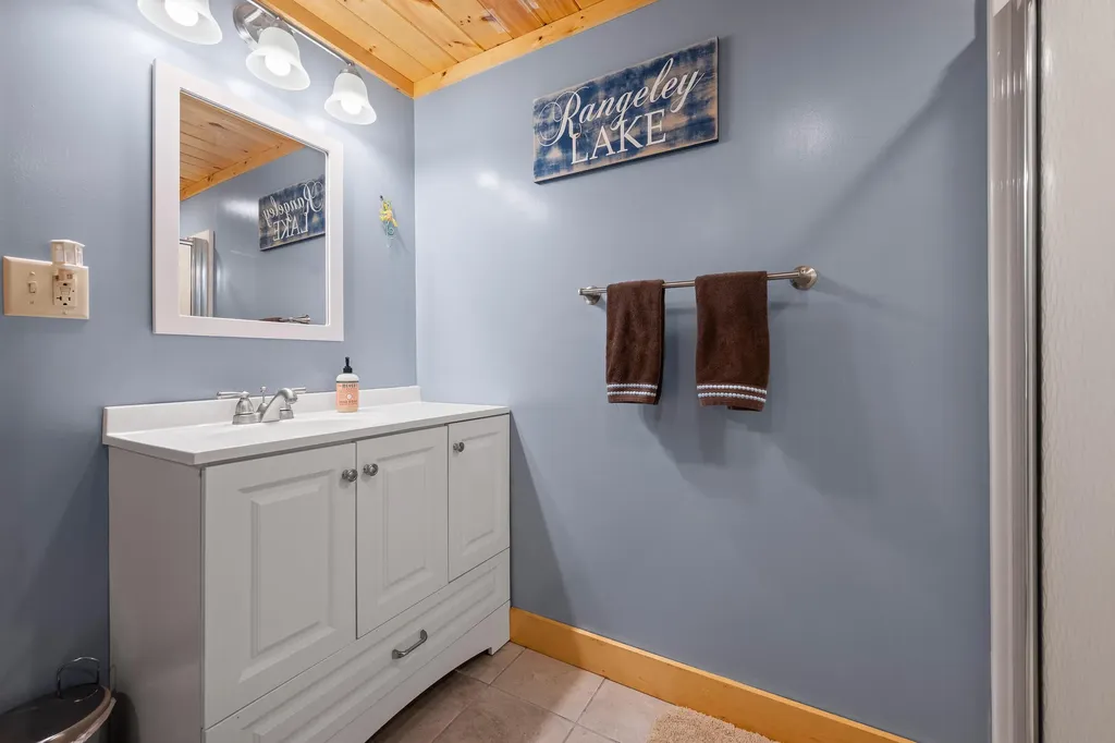 32 Kendall Farm Trail Rangeley ME 04970