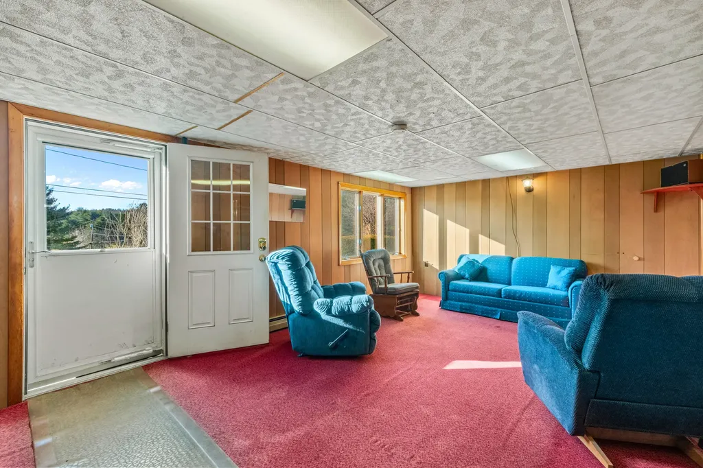 38 Conary Lane Warren ME 04864