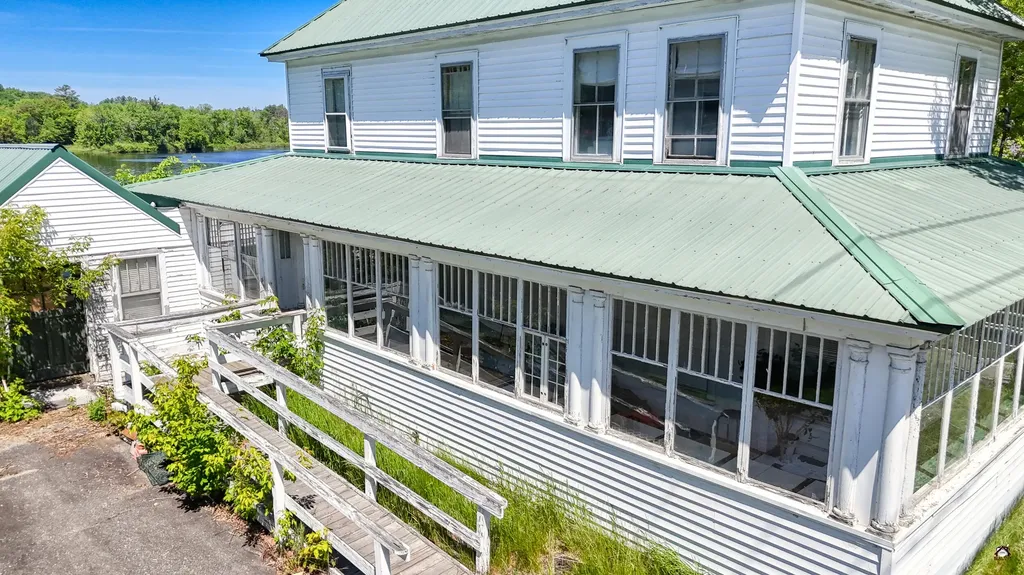 104 Madawaska Avenue Pittsfield ME 04967