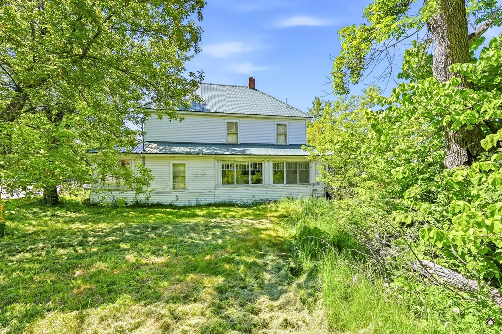104 Madawaska Avenue Pittsfield ME 04967