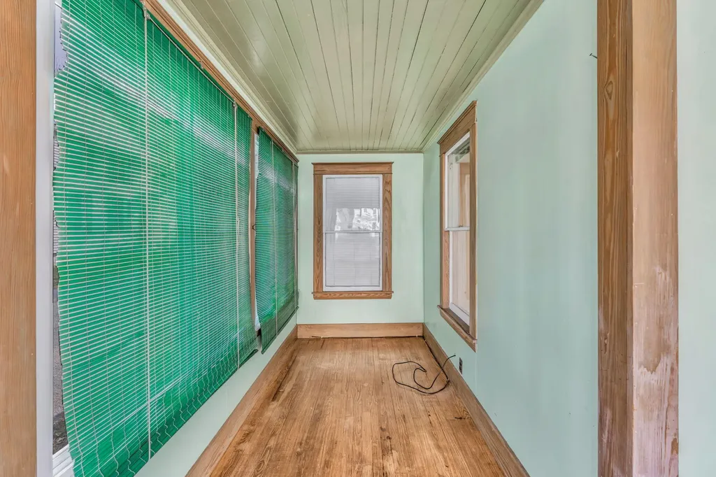 26 Pleasant Street Skowhegan ME 04976