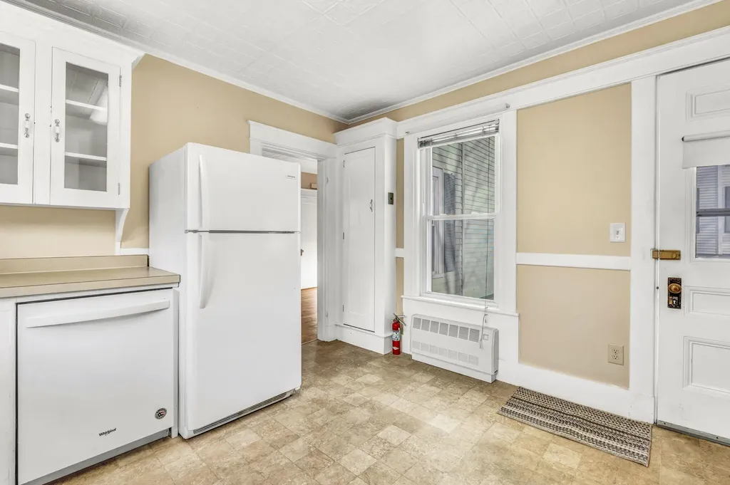 26 Pleasant Street Skowhegan ME 04976