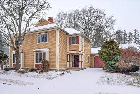 18 Stoneledge Drive Portland ME 04102